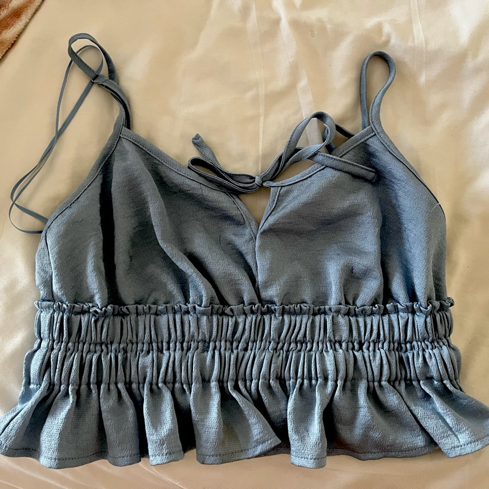 Boutique blue cropped top